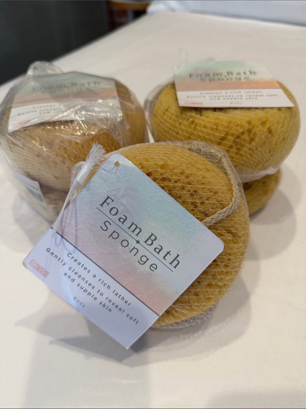 💛💛 Foam Bath Sponge Bundle - 5 Sponges w/ Suction Holders 💛💛